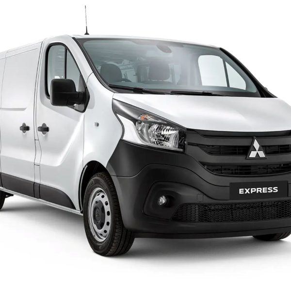 Mitsubishi-Express-LWB-2020