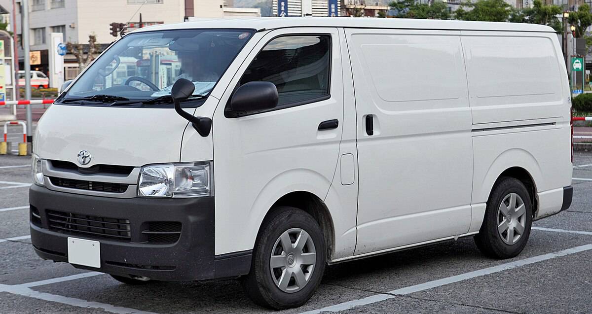 Toyota HiAce H200 SLWB